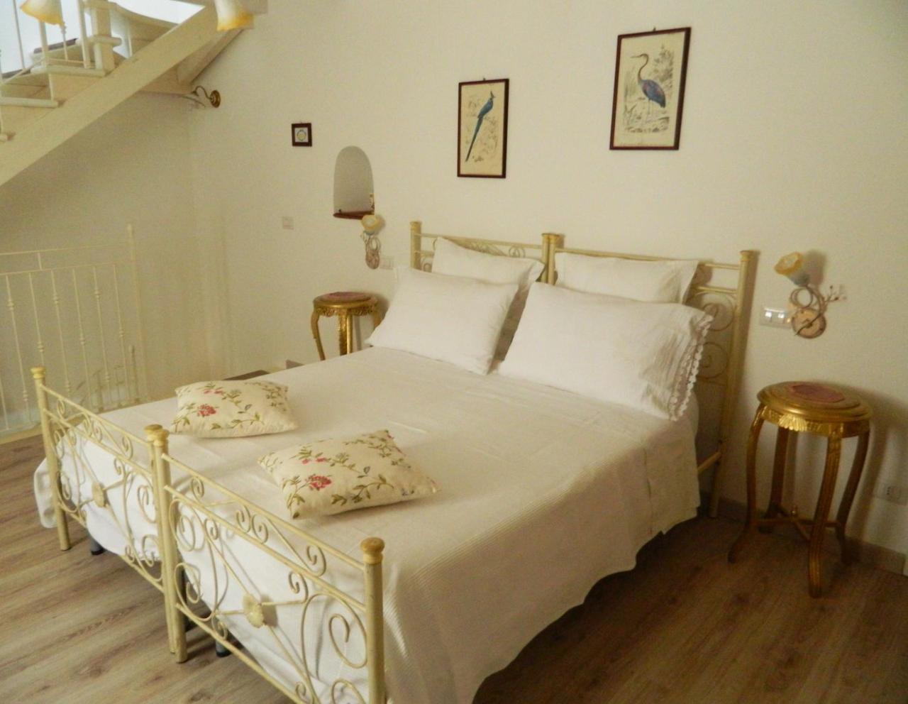 Bed and Breakfast L'Antico Ritrovo à Moliterno Extérieur photo